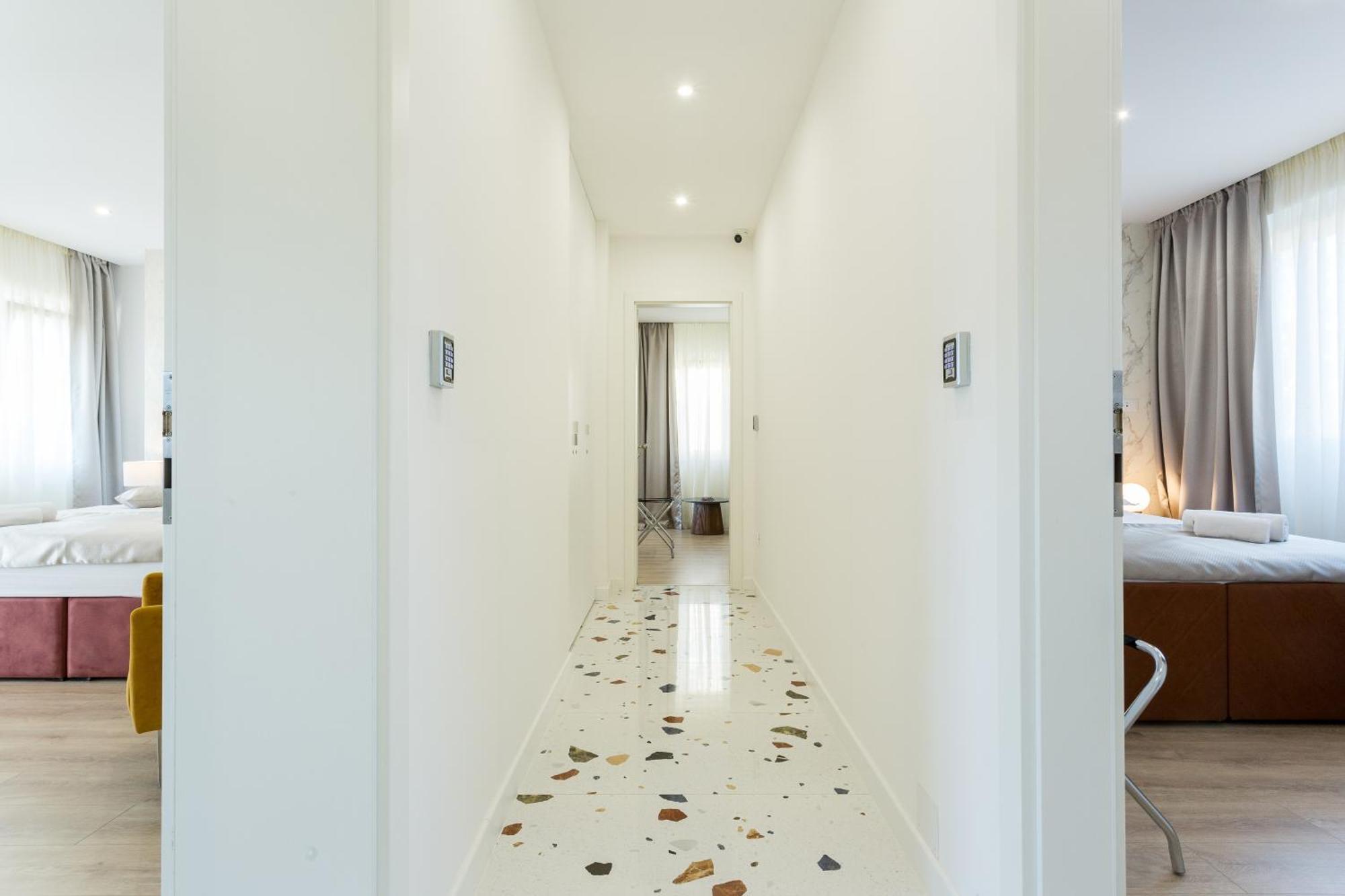 Shine Of Life Luxury *